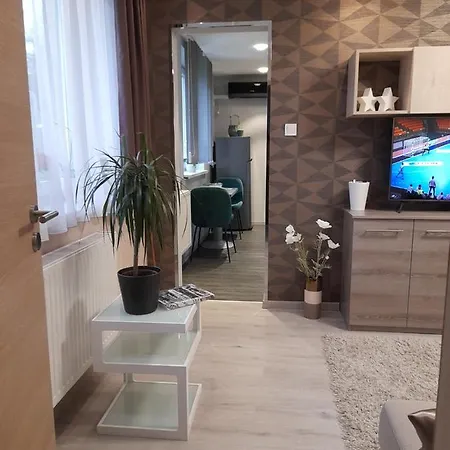 Goetzer Apartment Komlo