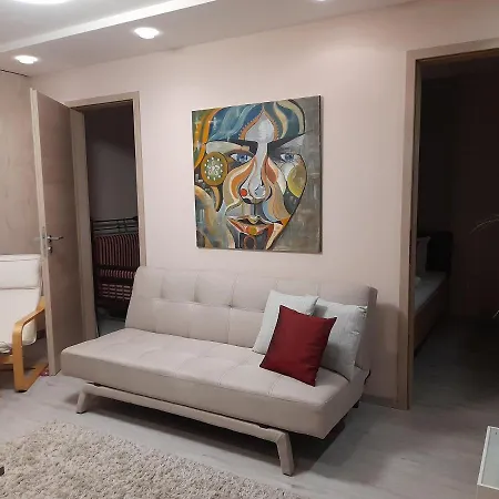 Goetzer Appartamento Komló