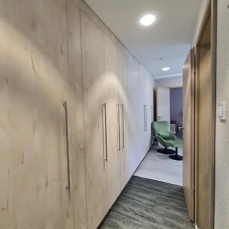 Götzer Apartment Komló