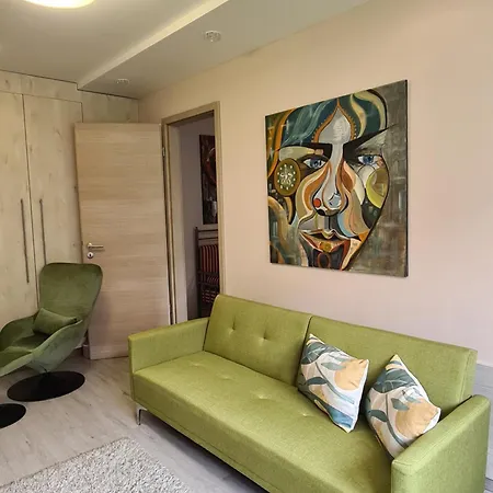 Götzer Apartment