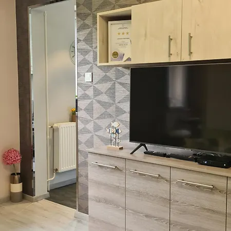 Götzer Apartment Komló